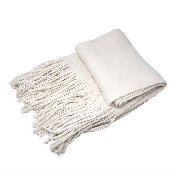 Anthropologie | Mimi Fringed Wrap Scarf Ivory White NWT - Picture 4 of 8